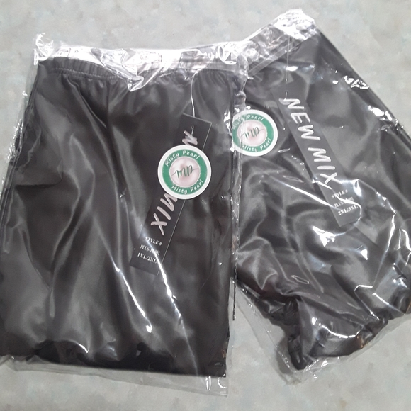 Plus Size Faux Leather Leggings Goth Punk Glam NIP - Picture 7 of 7